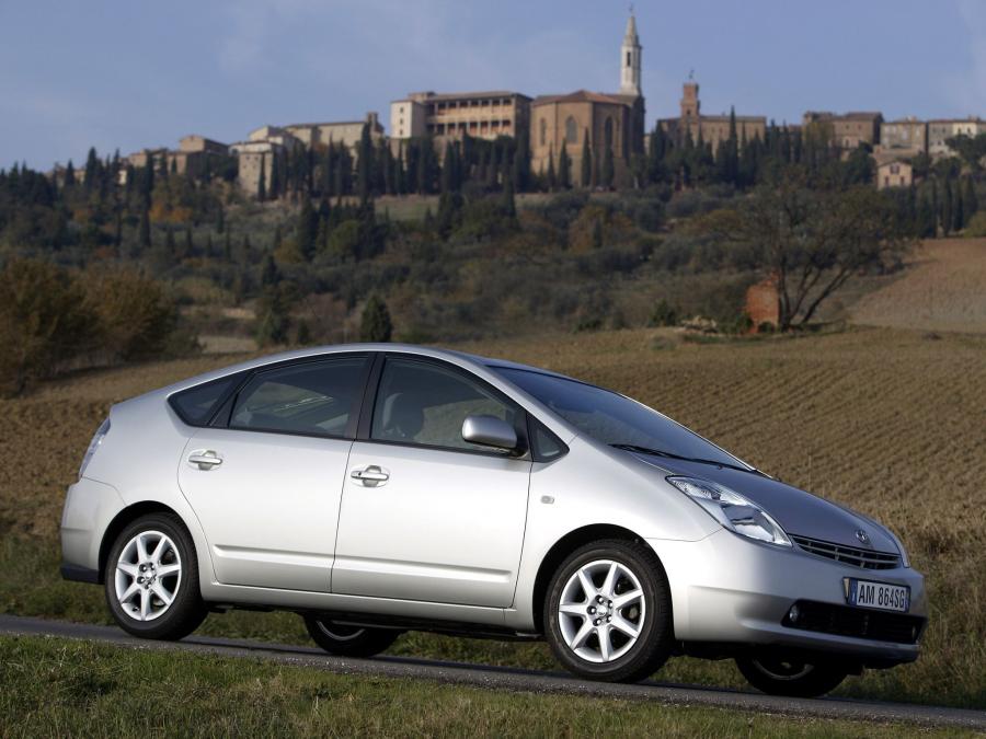  Toyota Prius 2003 года  (фото 22 из 30)